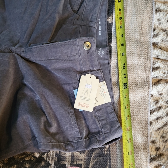 Pants - Picture 4 of 5